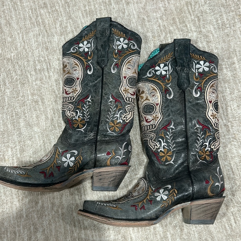 Corral like new